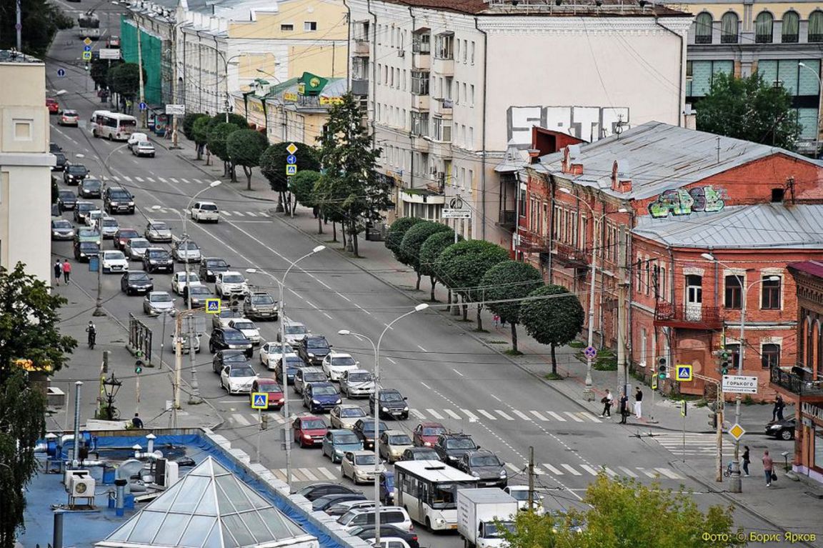 Екатеринбург вошел в первую пятерку российских городов-миллионников с самой  высокой зарплатой - «Уральский рабочий»